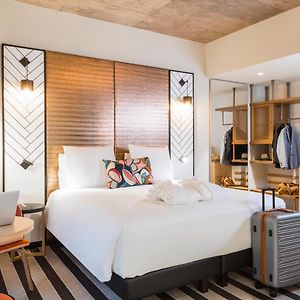Kamer "Previlege" met een King Size Bed